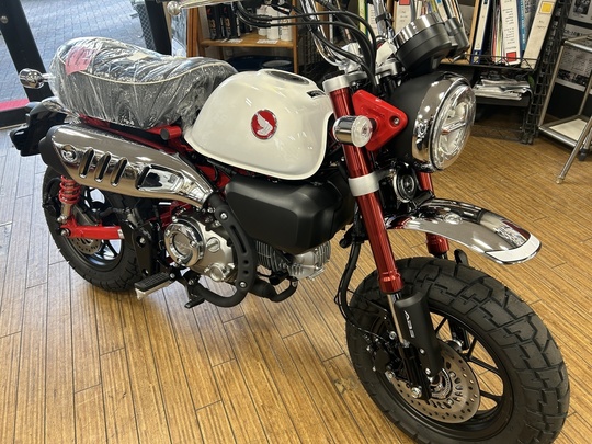 Vance & Hines Hi-Output Slip-On Brushed Honda Monkey Z125